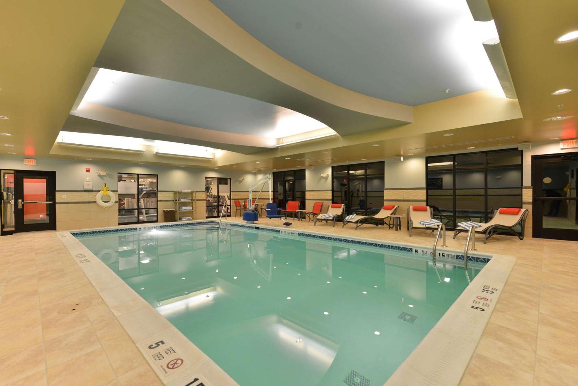 Hampton Inn Corning/Painted Post Bagian luar foto